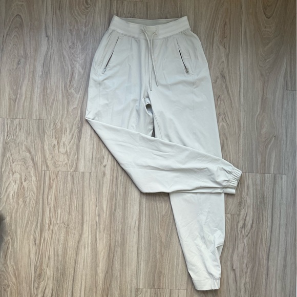 Lululemon License to Train High Rise Pant - Picture 4 of 6